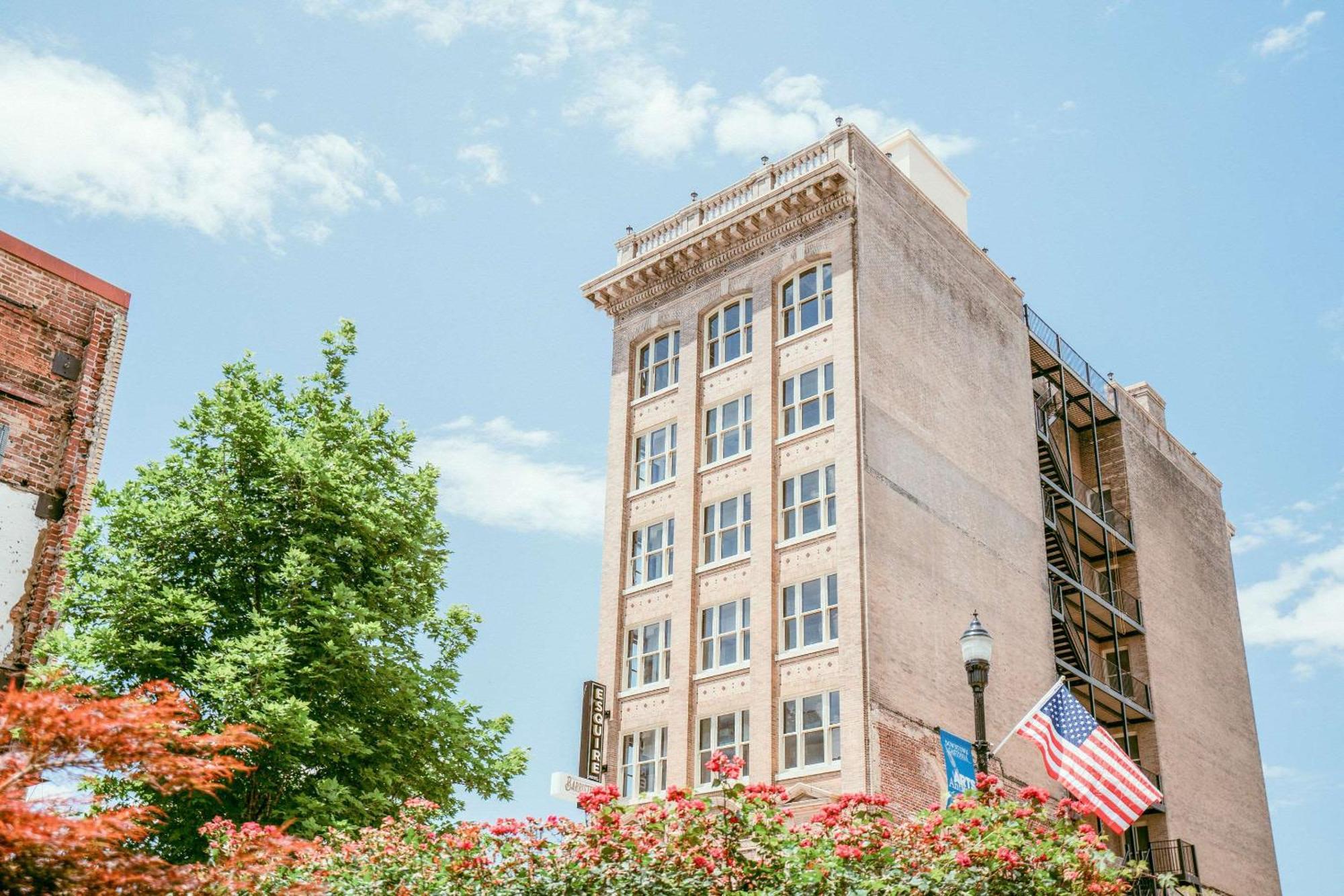 The Esquire Hotel Downtown Gastonia, Ascend Hotel Collection Exterior photo